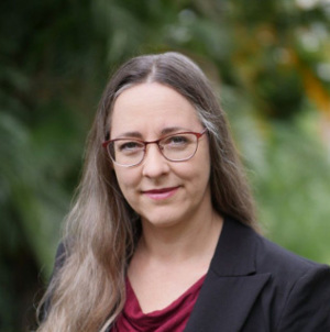 Professor Claudia Vickers
